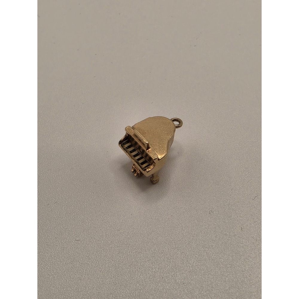 Vintage 14K Yellow Gold Grand Piano Charm Hinged Opening Musical Pendant